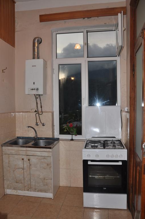 Guest House Racha Ambrolauri Exterior photo
